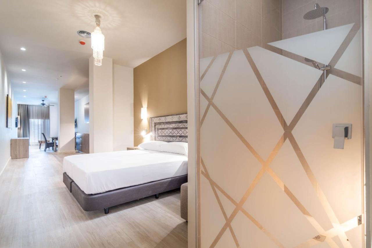 Tarifa Suites By Qhotels Exterior photo